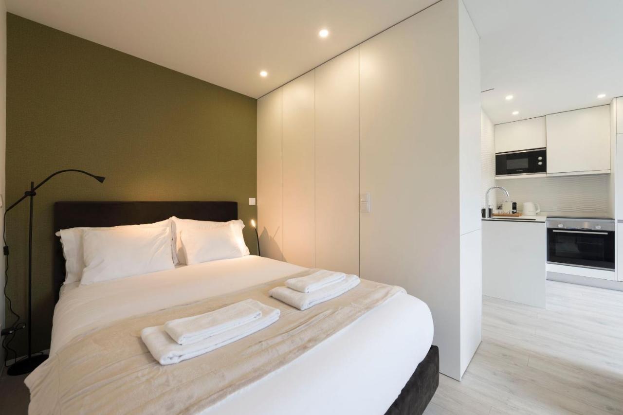 Lovelystay - Modern Loft With Gym & Free Parking Minutes Away From Cbd بورتو المظهر الخارجي الصورة