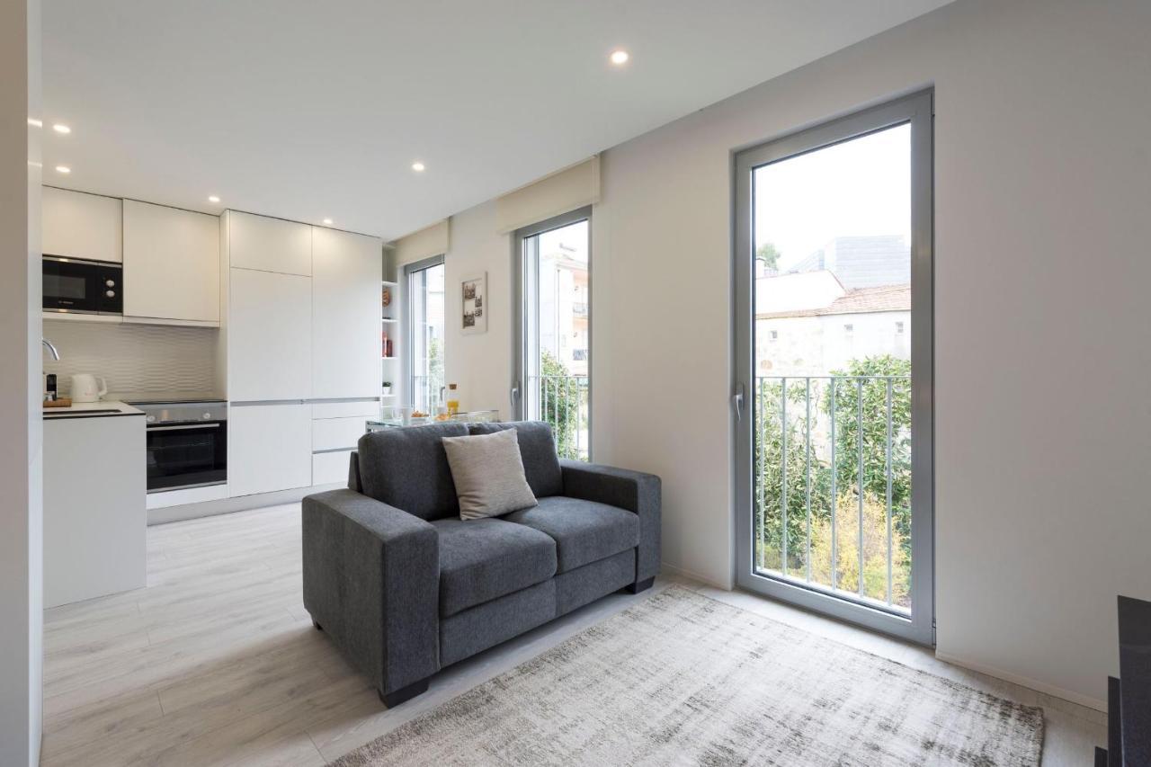 Lovelystay - Modern Loft With Gym & Free Parking Minutes Away From Cbd بورتو المظهر الخارجي الصورة