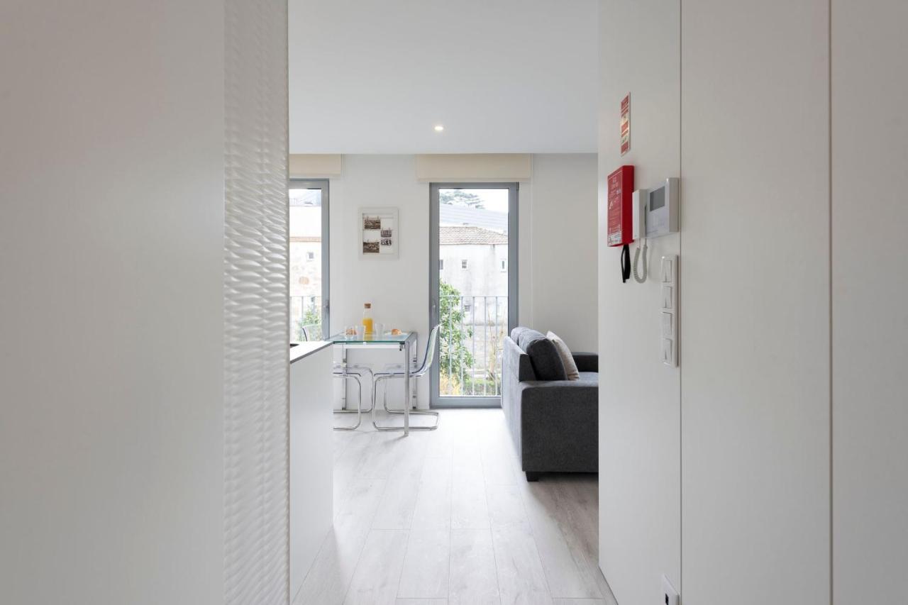 Lovelystay - Modern Loft With Gym & Free Parking Minutes Away From Cbd بورتو المظهر الخارجي الصورة