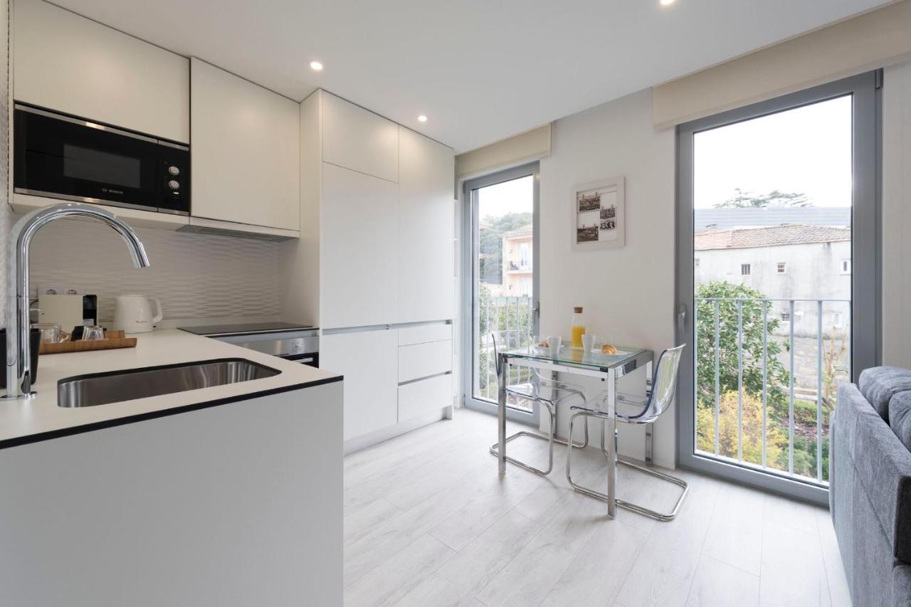 Lovelystay - Modern Loft With Gym & Free Parking Minutes Away From Cbd بورتو المظهر الخارجي الصورة